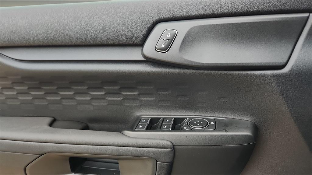 new 2025 Ford Ranger car, priced at $31,694