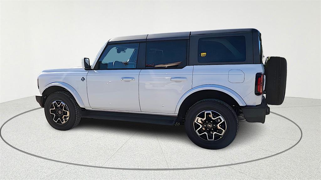 new 2025 Ford Bronco car, priced at $44,566