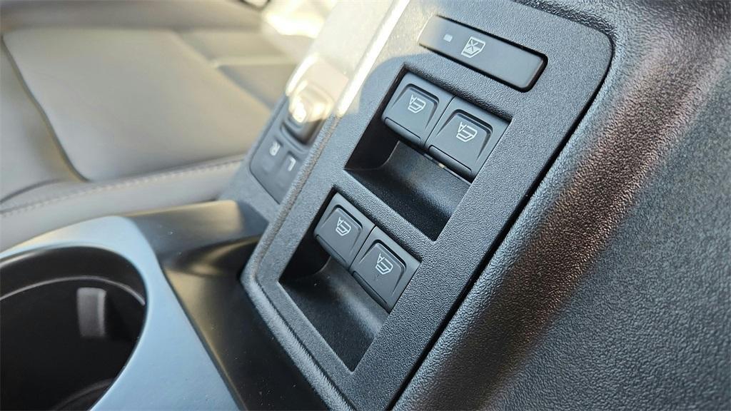 new 2025 Ford Bronco car, priced at $44,566