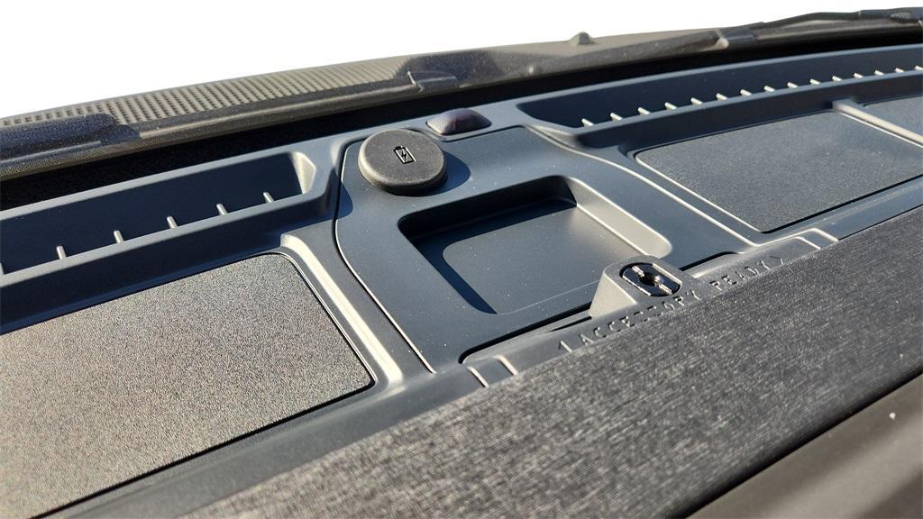 new 2025 Ford Bronco car, priced at $44,566