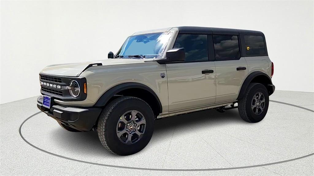 new 2025 Ford Bronco car, priced at $40,151