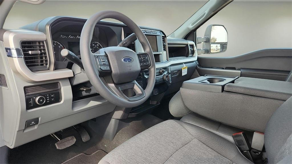 new 2024 Ford F-250 car, priced at $50,283