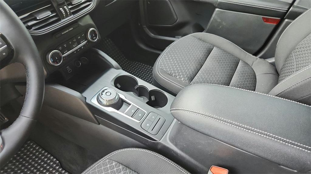 new 2025 Ford Escape car, priced at $26,391