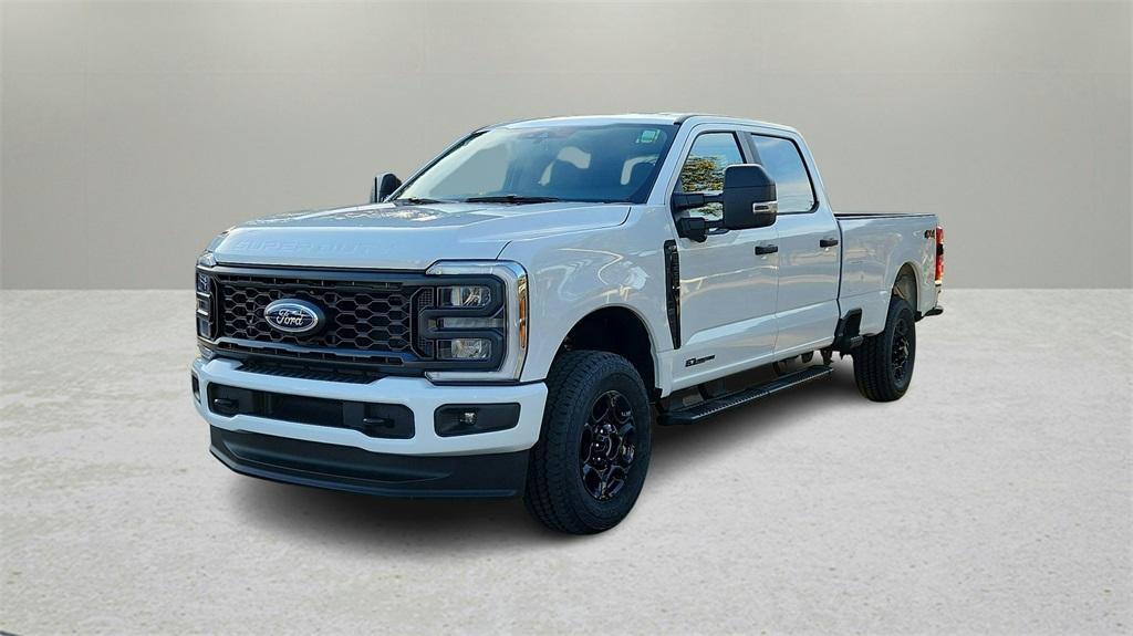 new 2024 Ford F-250 car, priced at $61,103