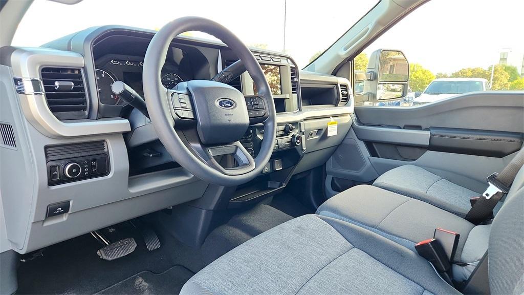 new 2024 Ford F-250 car, priced at $61,103