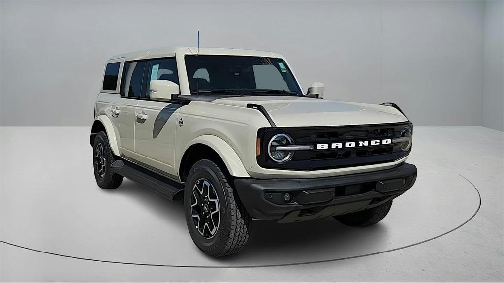 new 2025 Ford Bronco car, priced at $52,339
