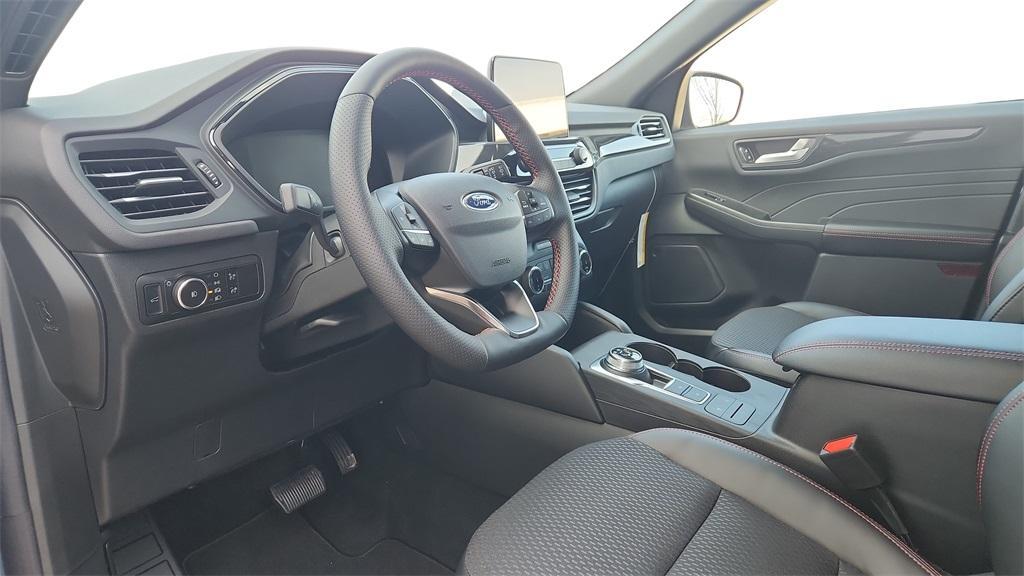 new 2025 Ford Escape car, priced at $25,906