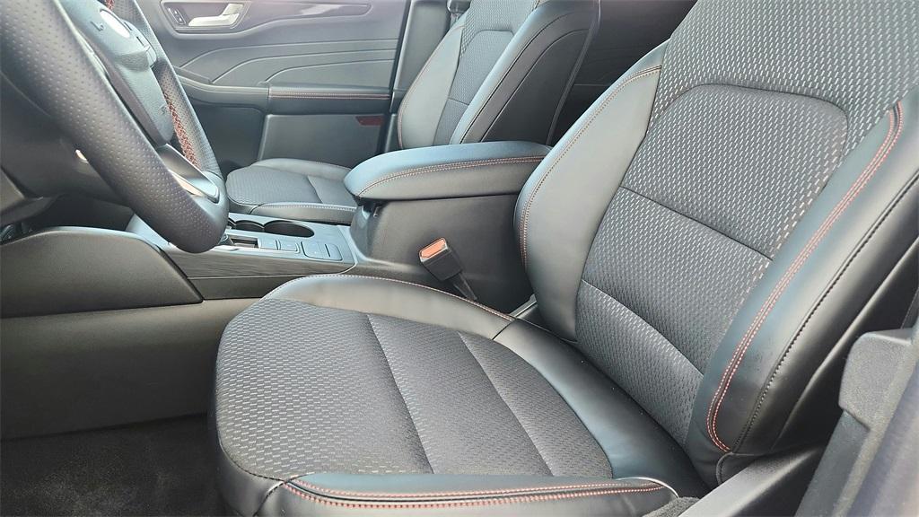 new 2025 Ford Escape car, priced at $25,906