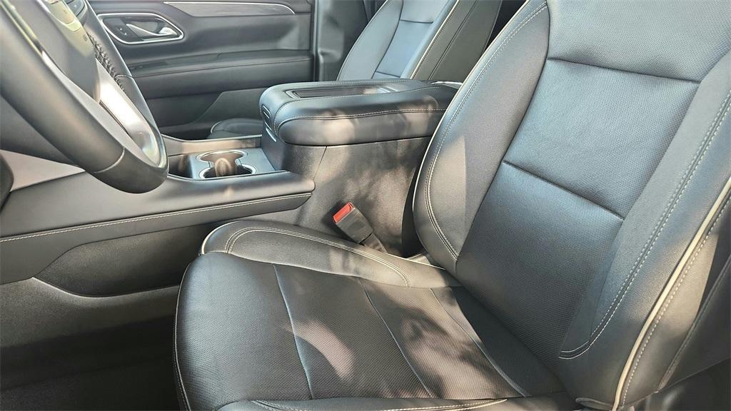 used 2023 GMC Yukon car, priced at $47,500