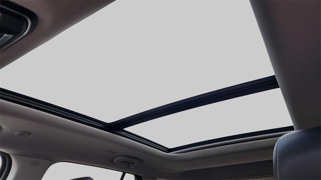 used 2023 Jeep Grand Cherokee 4xe car, priced at $25,000