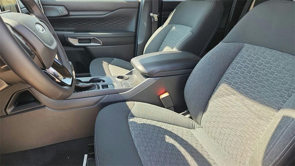 new 2025 Ford Ranger car, priced at $33,582