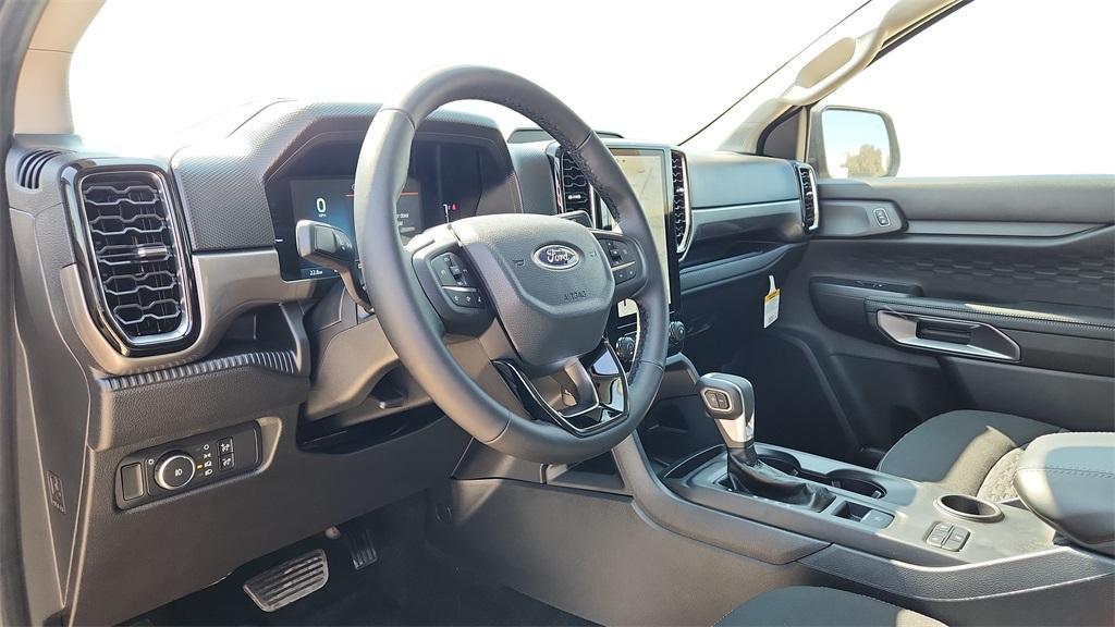 new 2025 Ford Ranger car, priced at $33,582