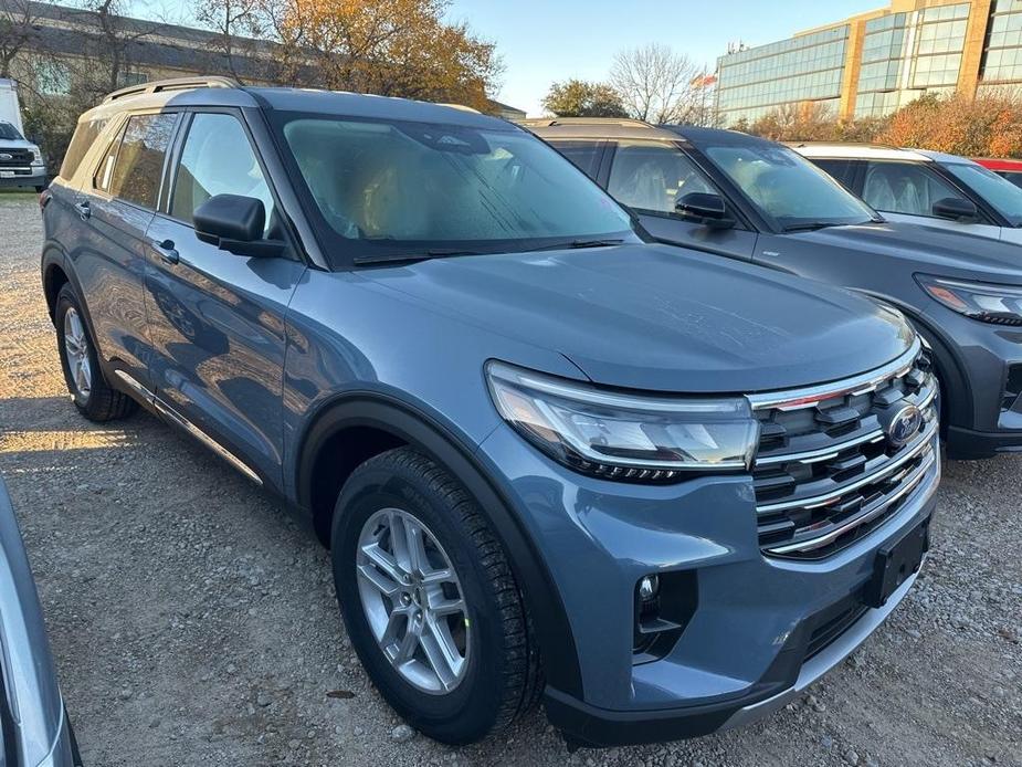 new 2025 Ford Explorer car, priced at $39,775