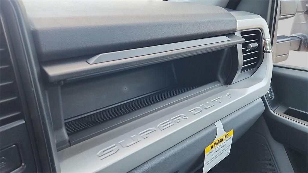 new 2025 Ford F-350 car, priced at $45,705