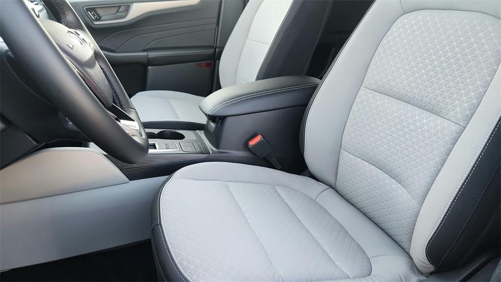 new 2025 Ford Escape car, priced at $28,362