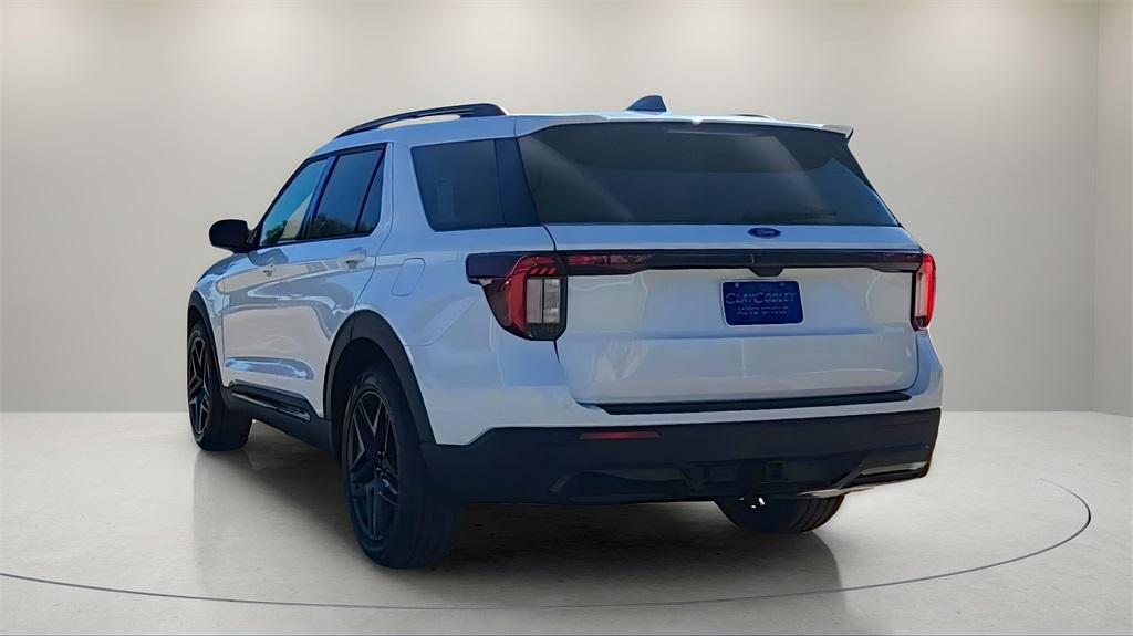 new 2025 Ford Explorer car, priced at $44,576