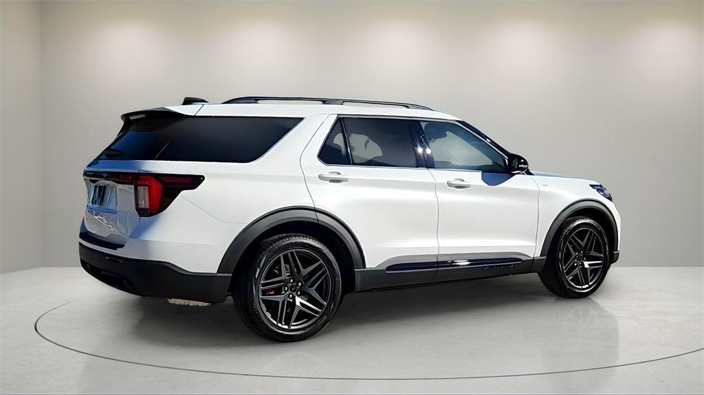 new 2025 Ford Explorer car, priced at $44,576