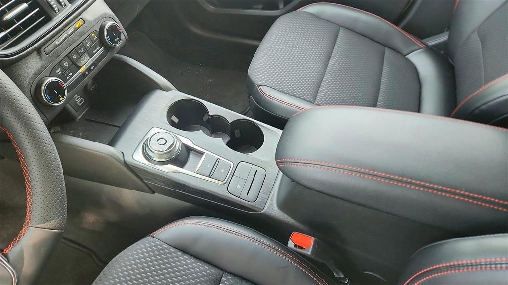 new 2025 Ford Escape car, priced at $25,500