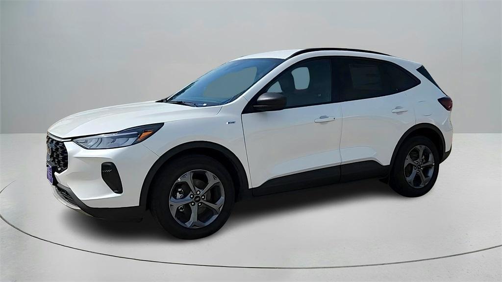 new 2025 Ford Escape car, priced at $25,500