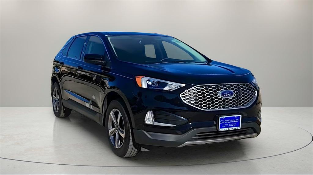 new 2024 Ford Edge car, priced at $32,500