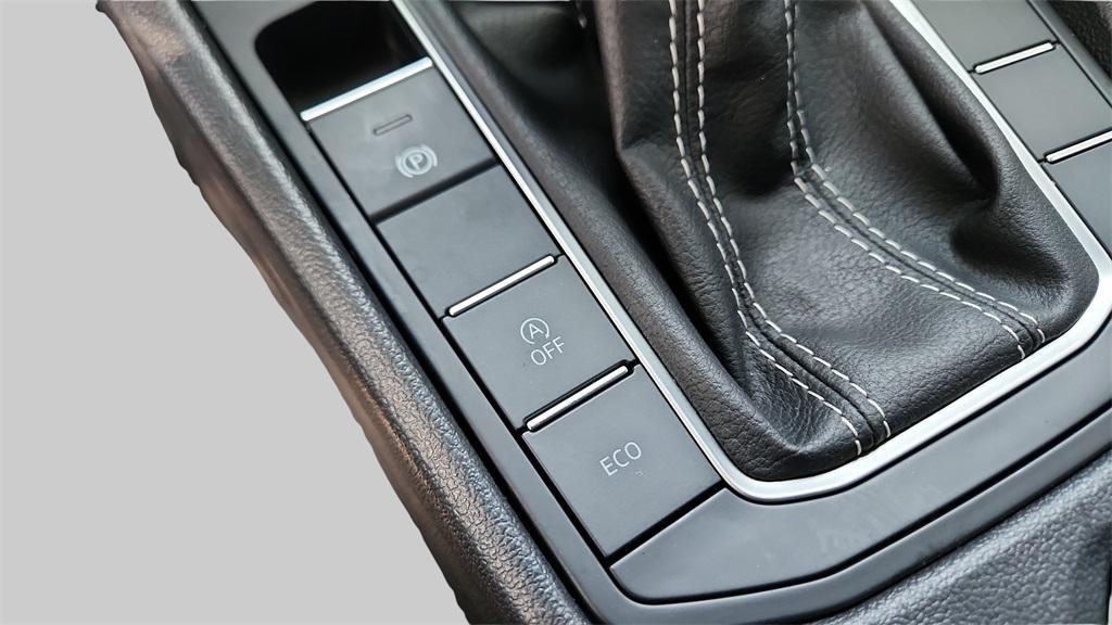 used 2024 Volkswagen Jetta car, priced at $20,000
