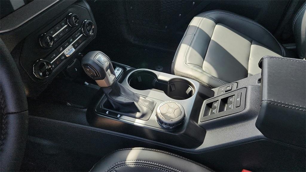new 2025 Ford Bronco car, priced at $50,799