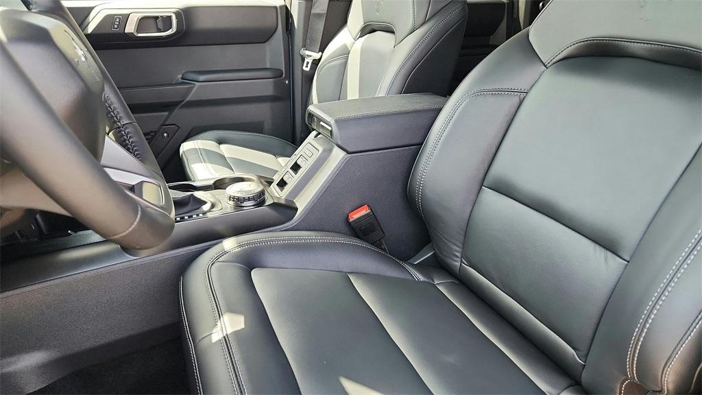 new 2025 Ford Bronco car, priced at $50,799