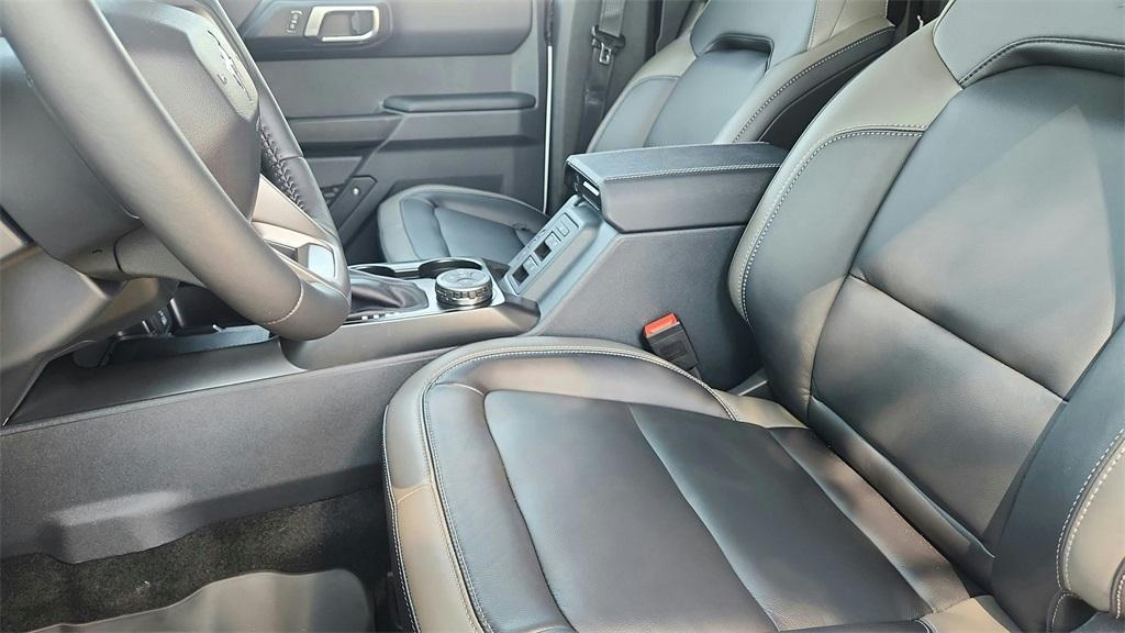 new 2025 Ford Bronco car, priced at $46,261