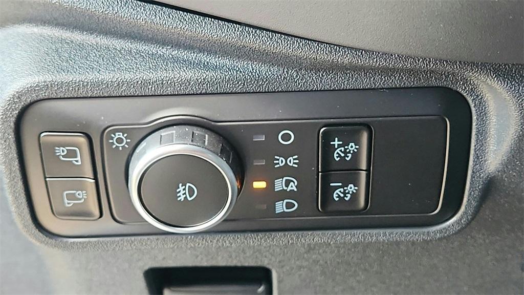 new 2025 Ford Bronco car, priced at $46,261