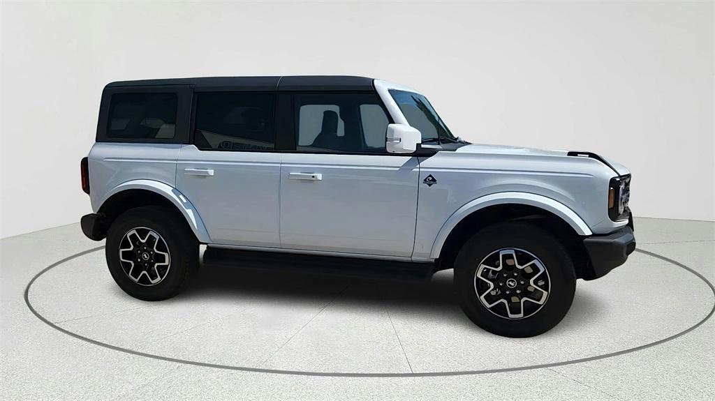 new 2025 Ford Bronco car, priced at $46,261