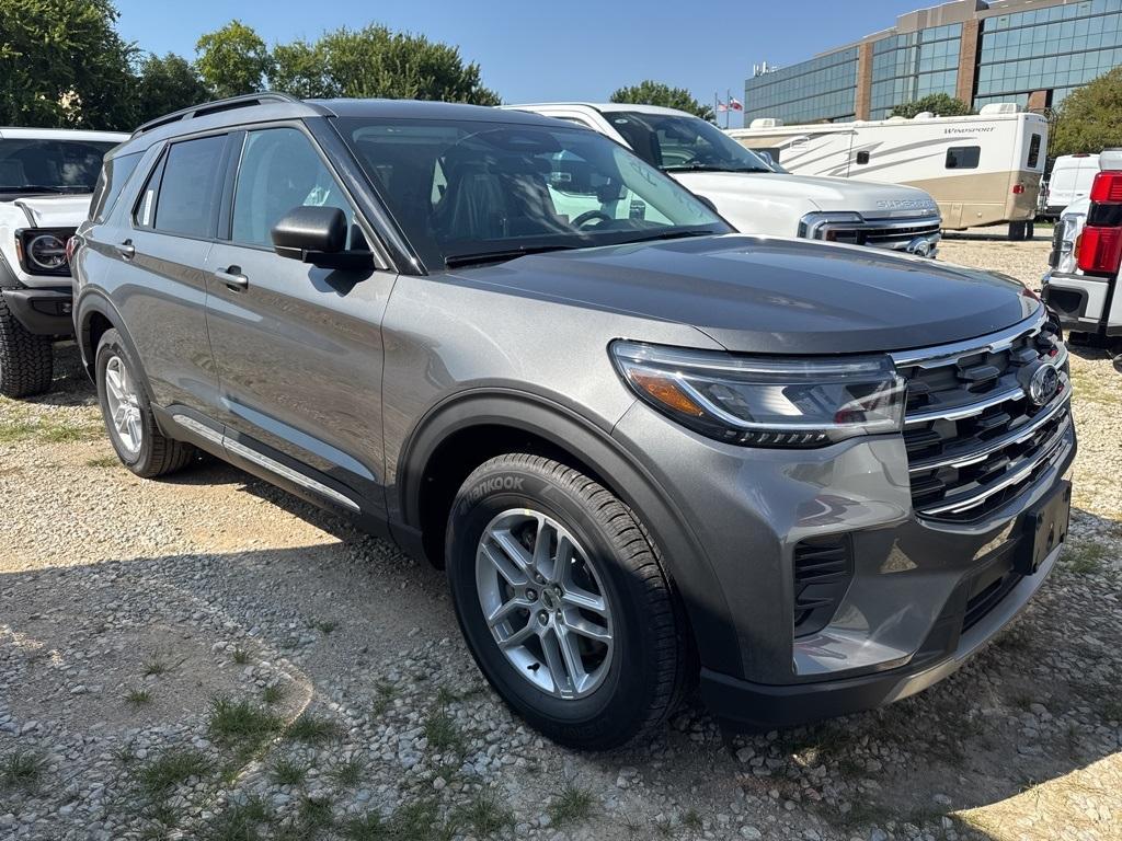 new 2025 Ford Explorer car, priced at $34,374