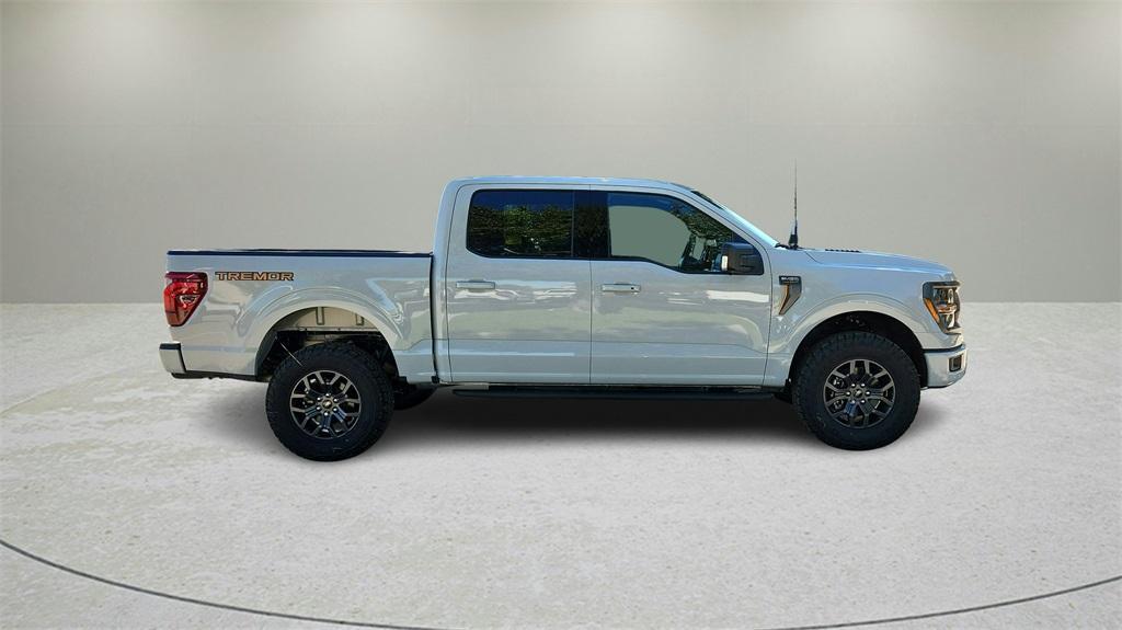 new 2024 Ford F-150 car, priced at $58,092