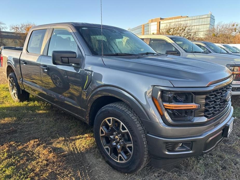 new 2024 Ford F-150 car, priced at $37,014