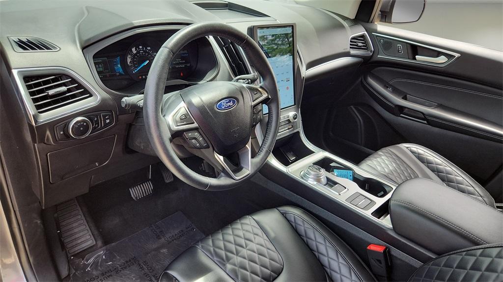 used 2024 Ford Edge car, priced at $29,000