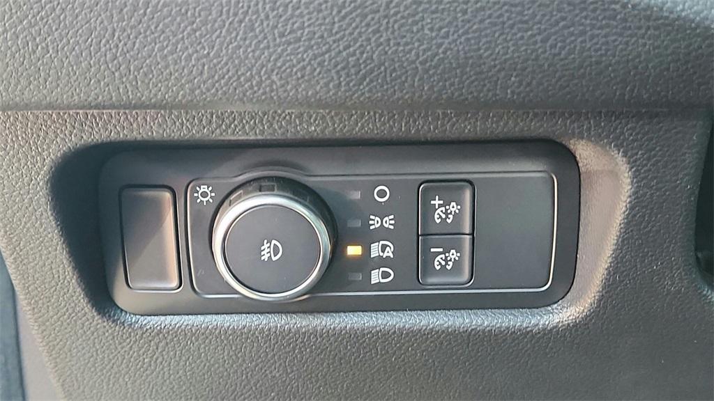 new 2025 Ford Ranger car, priced at $31,280