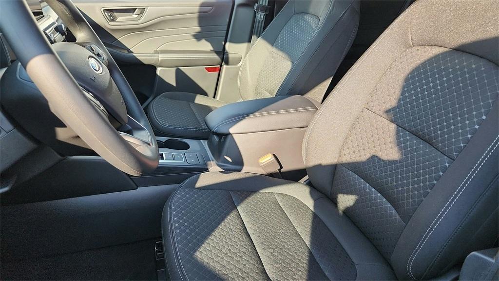new 2025 Ford Escape car, priced at $22,965
