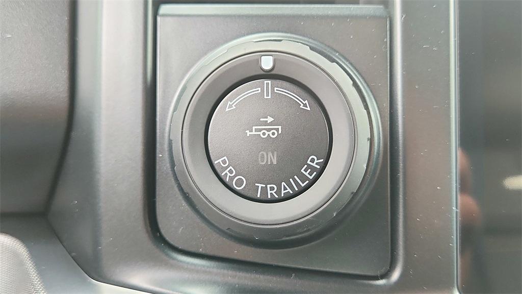 new 2025 Ford F-250 car, priced at $94,395