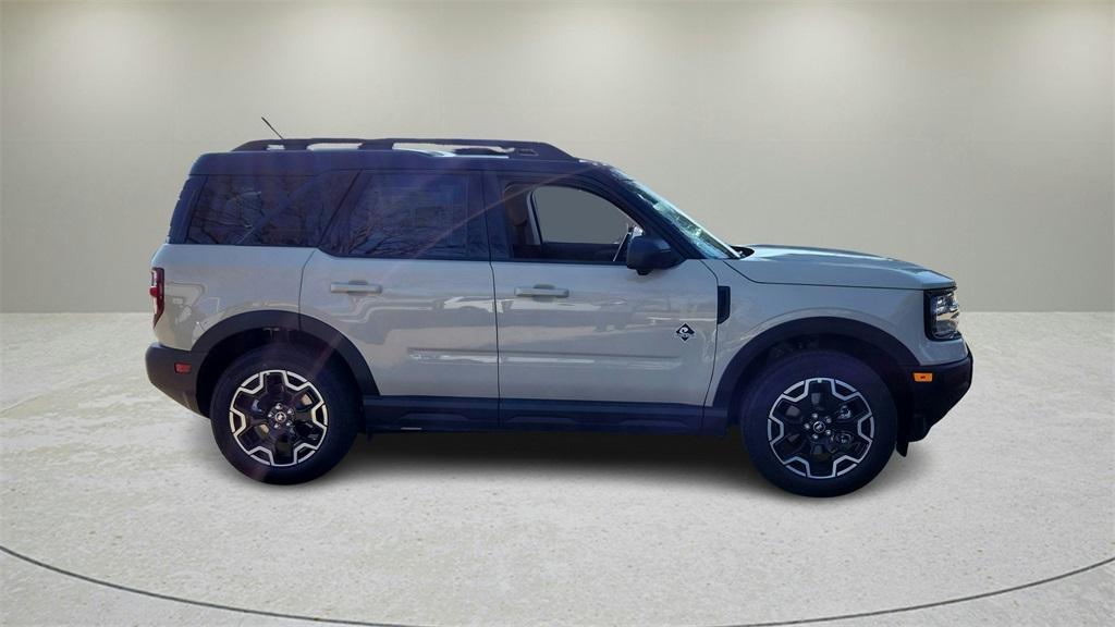 new 2025 Ford Bronco Sport car, priced at $35,174