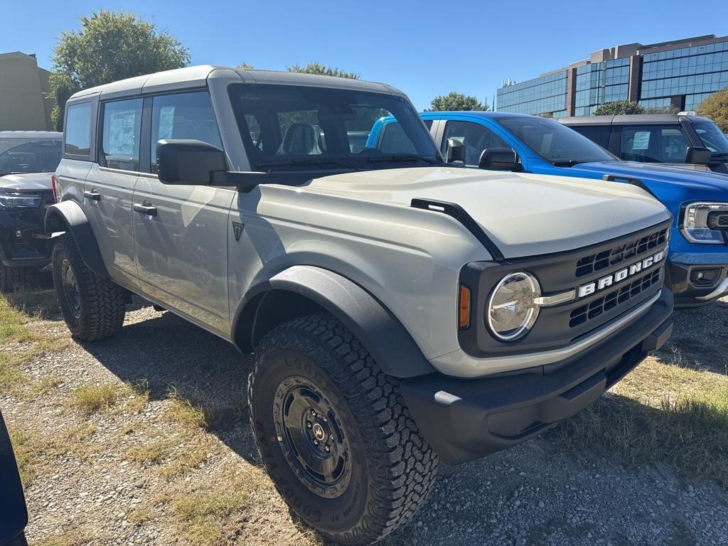 new 2025 Ford Bronco car, priced at $45,205