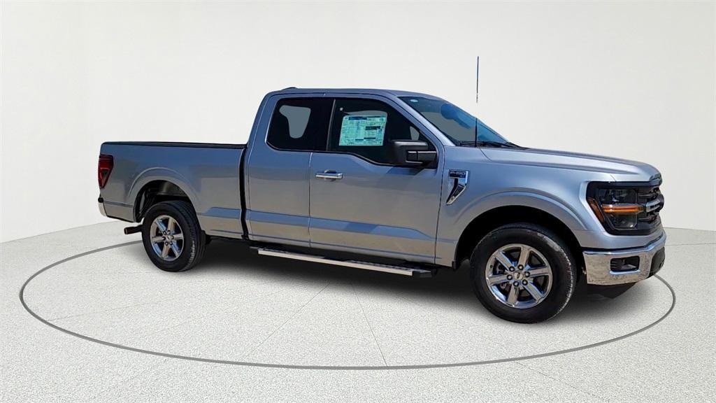 new 2025 Ford F-150 car, priced at $43,942
