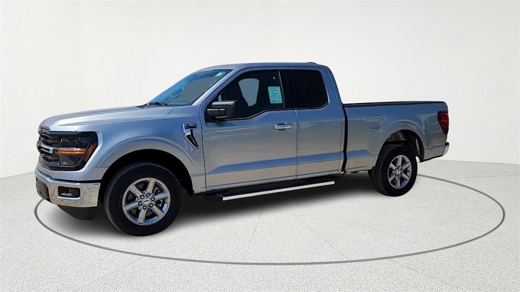 new 2025 Ford F-150 car, priced at $43,942