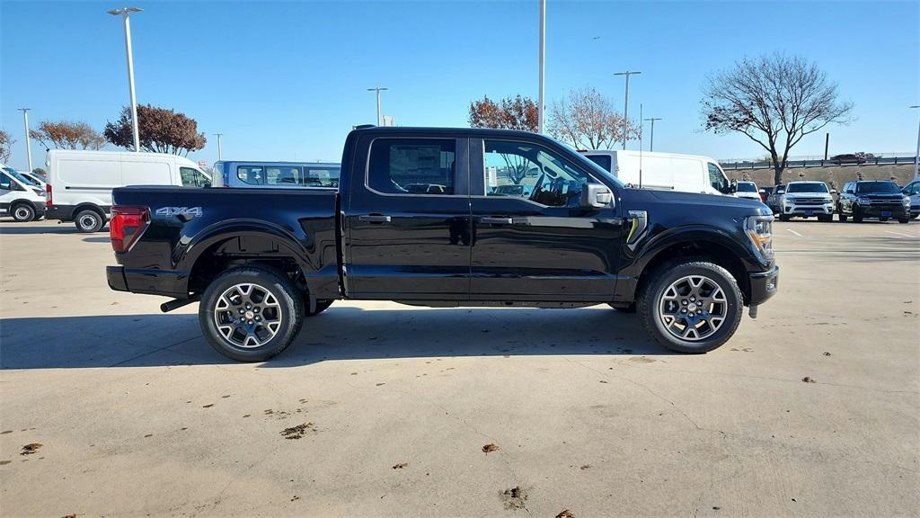 new 2024 Ford F-150 car, priced at $42,033