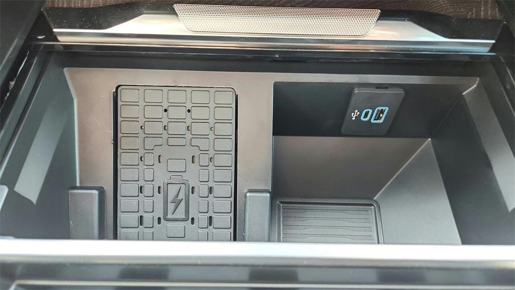 new 2025 Ford F-450 car, priced at $106,770