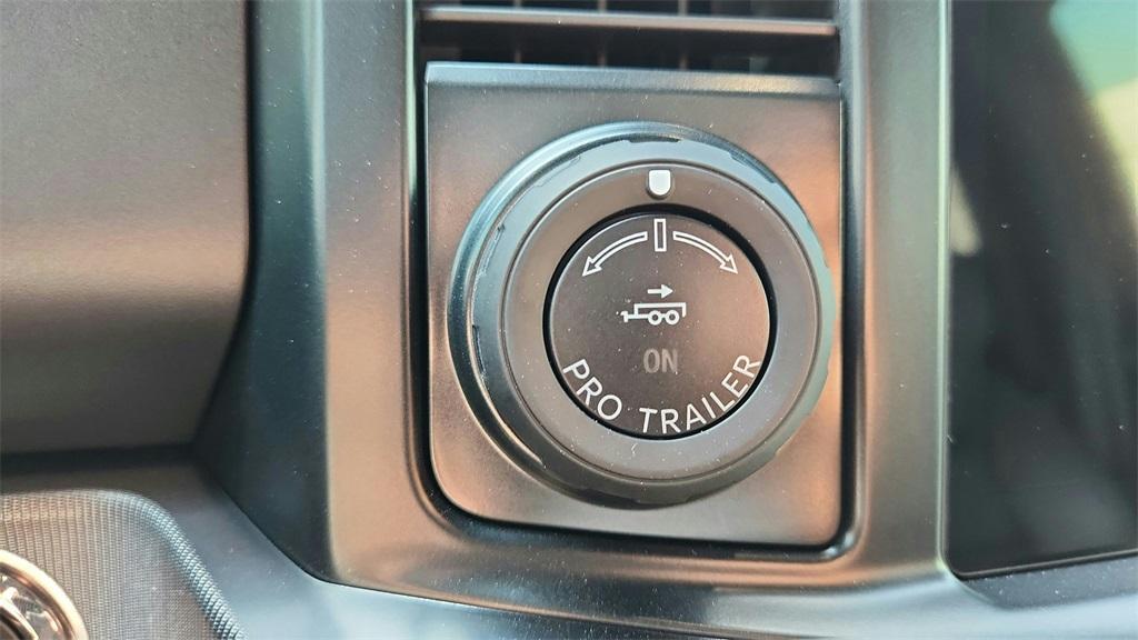 new 2025 Ford F-450 car, priced at $106,770