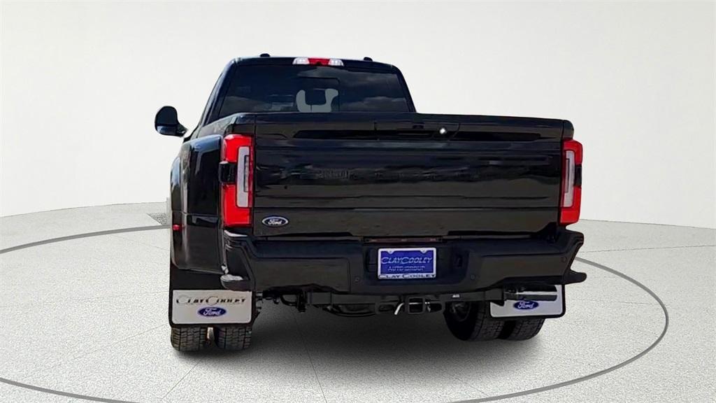 new 2025 Ford F-450 car, priced at $106,770