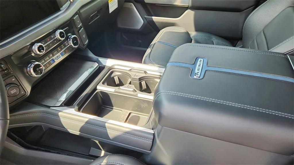 new 2025 Ford F-450 car, priced at $106,770
