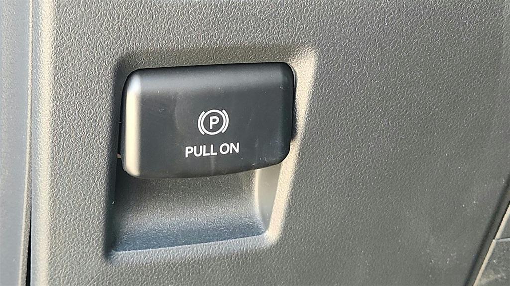 new 2025 Ford F-150 car, priced at $43,852