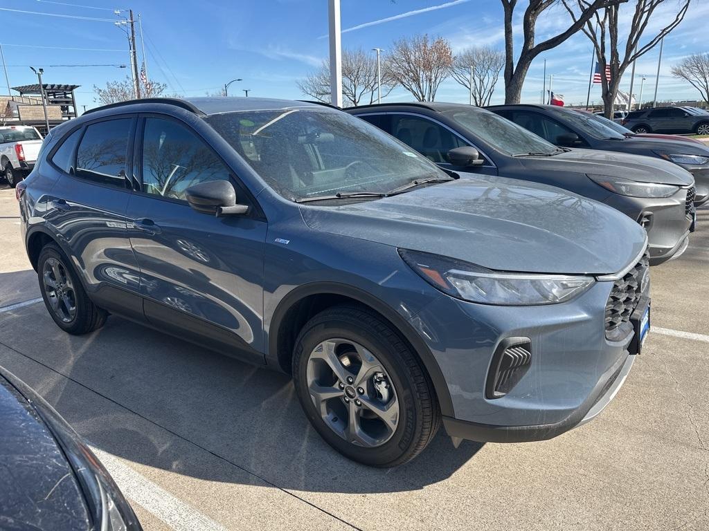 new 2025 Ford Escape car, priced at $30,244