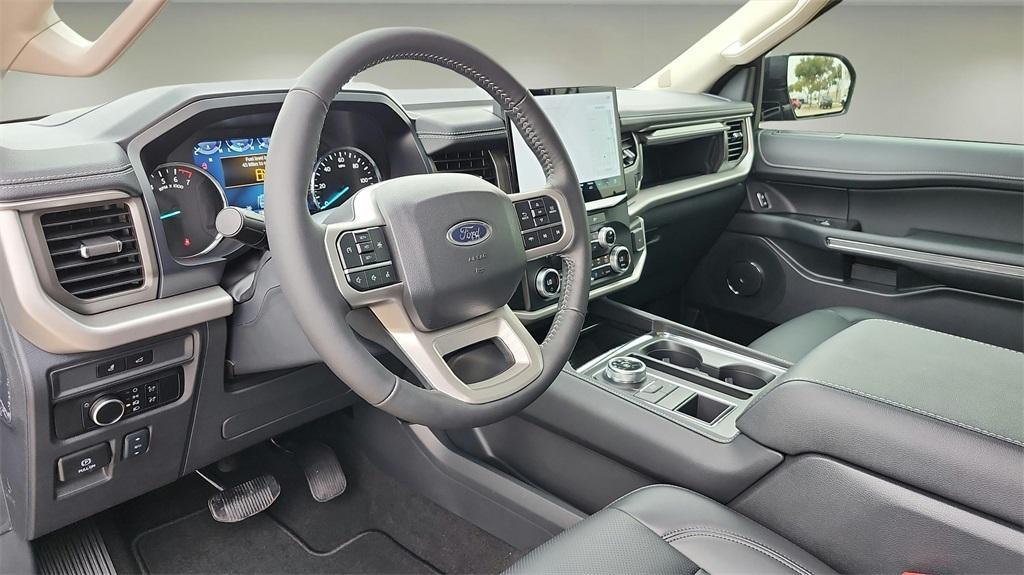 new 2024 Ford Expedition Max car, priced at $58,310