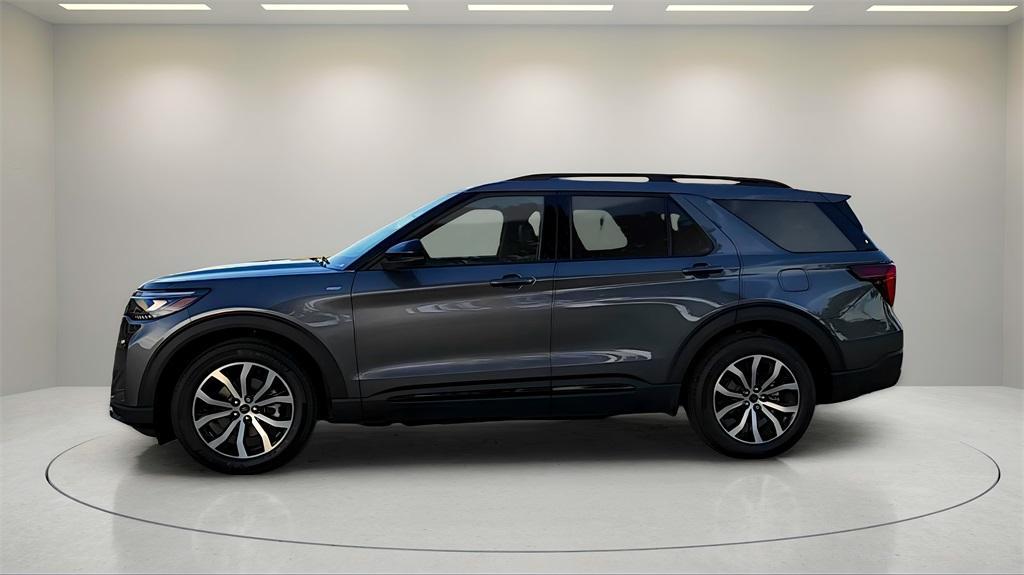 new 2025 Ford Explorer car, priced at $40,499